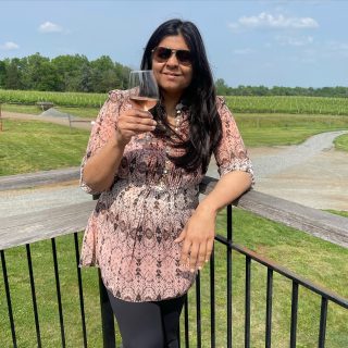 Well it is not red wine but a glass of rose to celebrate as we raise a toast to 2023 . 

Grateful for all the warmth and sunshine , glimmers and glitters , moments and memories, people and places .

Seasons Greetings, Merry Christmas and see you all in the New Year .

#toast #2023 #gratitude #cheers #thankyou #wine