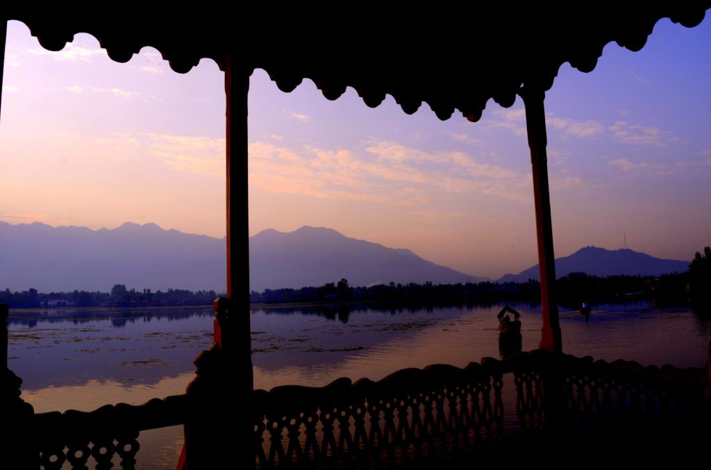 Kashmir-houseboat