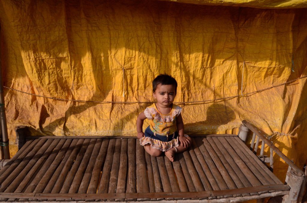 Badami-posingkid. Photo of a kid in Badami, Photo of a child in Badami India