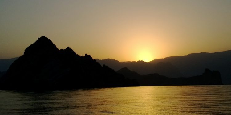 Oman-Musandam-sunset