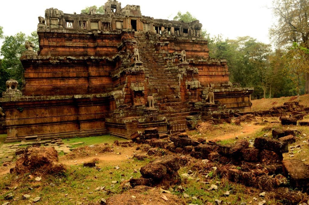 Phimeanakas, monuments to see in Angkor Thom