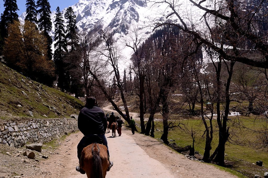 Sonmarg, Kashmir, Srinagar