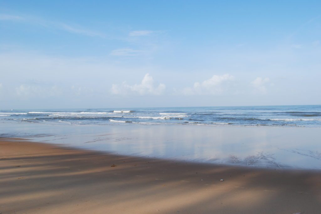 Sindhudurg, Mitbaon Beach
