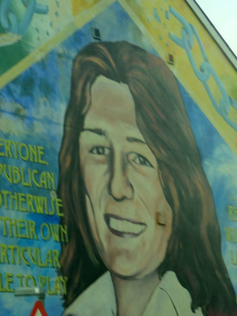 Belfast-murals-faces-politics