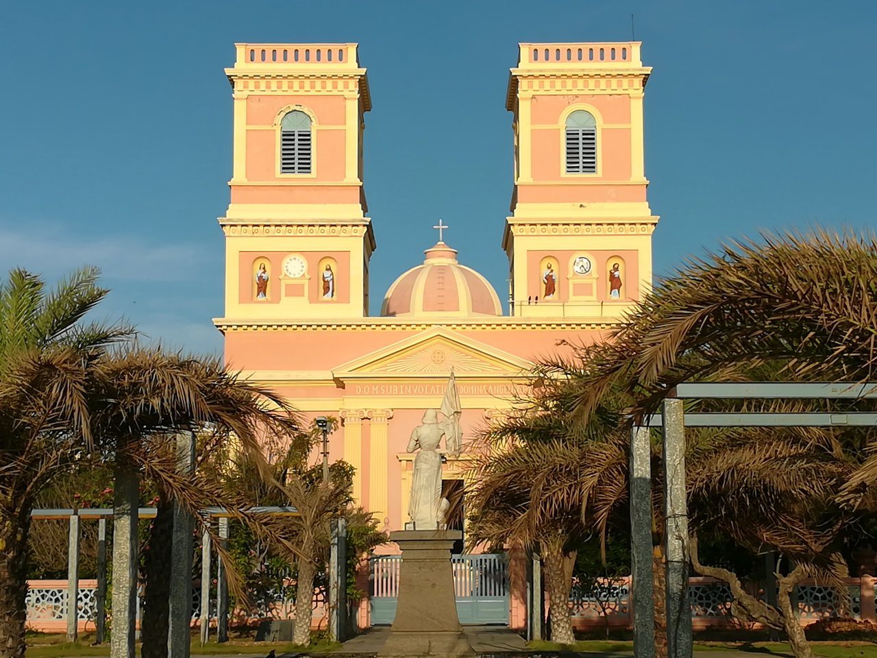 French Town Pondicherry Places To See In Pondicherry   Pondicherry Church 