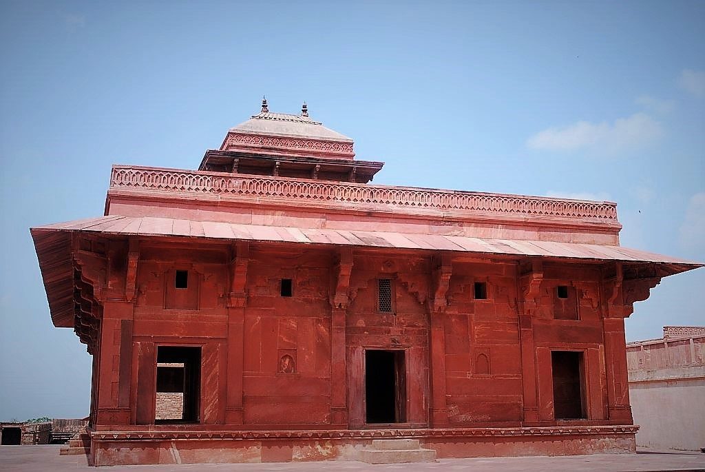 places to visit in Fatehpur Sikri, history of Fatehpur Sikri, Agra to Fatehpur Sikri distance