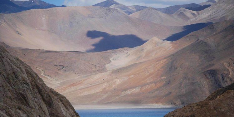 camps at Pangong lake, Pangong Tso, lakes of Ladakh, things to do in Ladakh