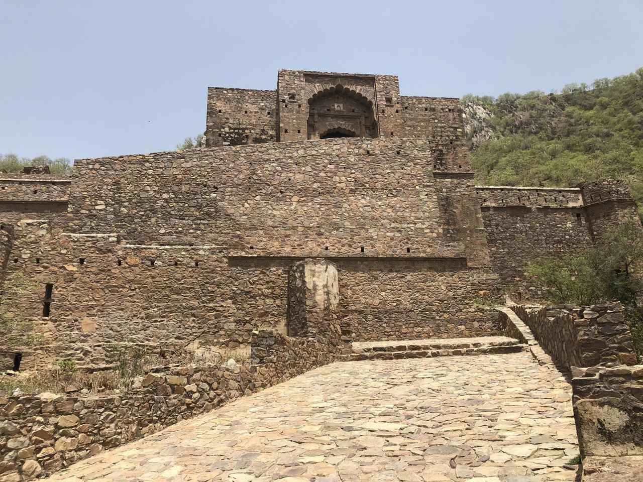 Bhangarh Fort Rajasthan One Of The Most Haunted Ghost Towns In India 7929