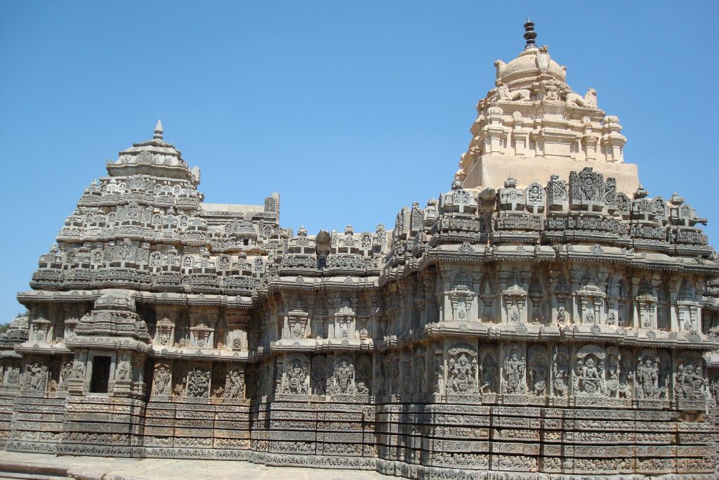 Nuggehalli, Hoysala temple, Mallitamma, Hoysala temple architecture